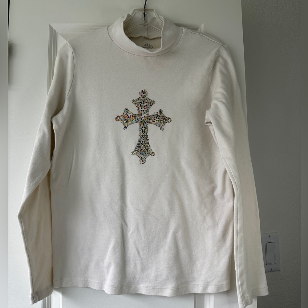 St. John's Bay White Long Sleeve Top with‎ Colorful Cross